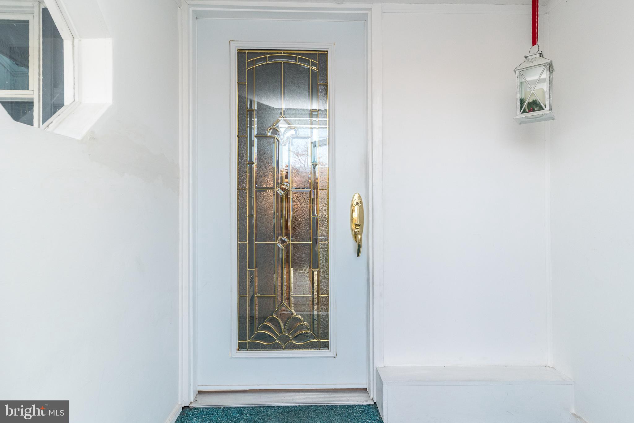 29 Hope Road Levittown, PA 19056 - Photo 6 of 49 a view of a small space with wooden floor