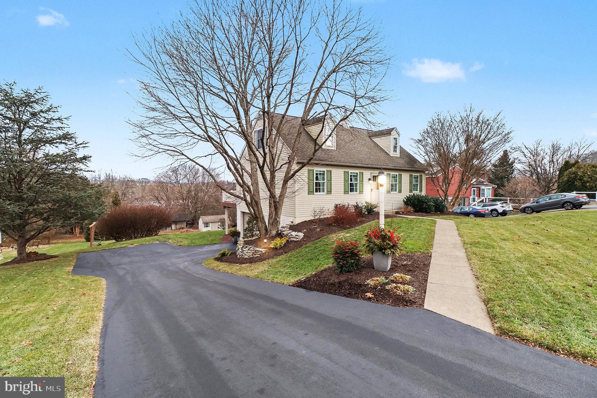 206 Joyce Drive Lititz, PA 17543 - Photo 5 of 52