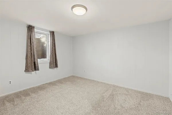 $1,450 | 540 South Newland Street, Lakewood, CO 80226