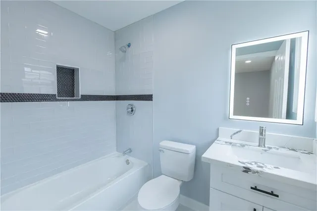 $2,000 | 211 9th Street, Gretna, LA 70053