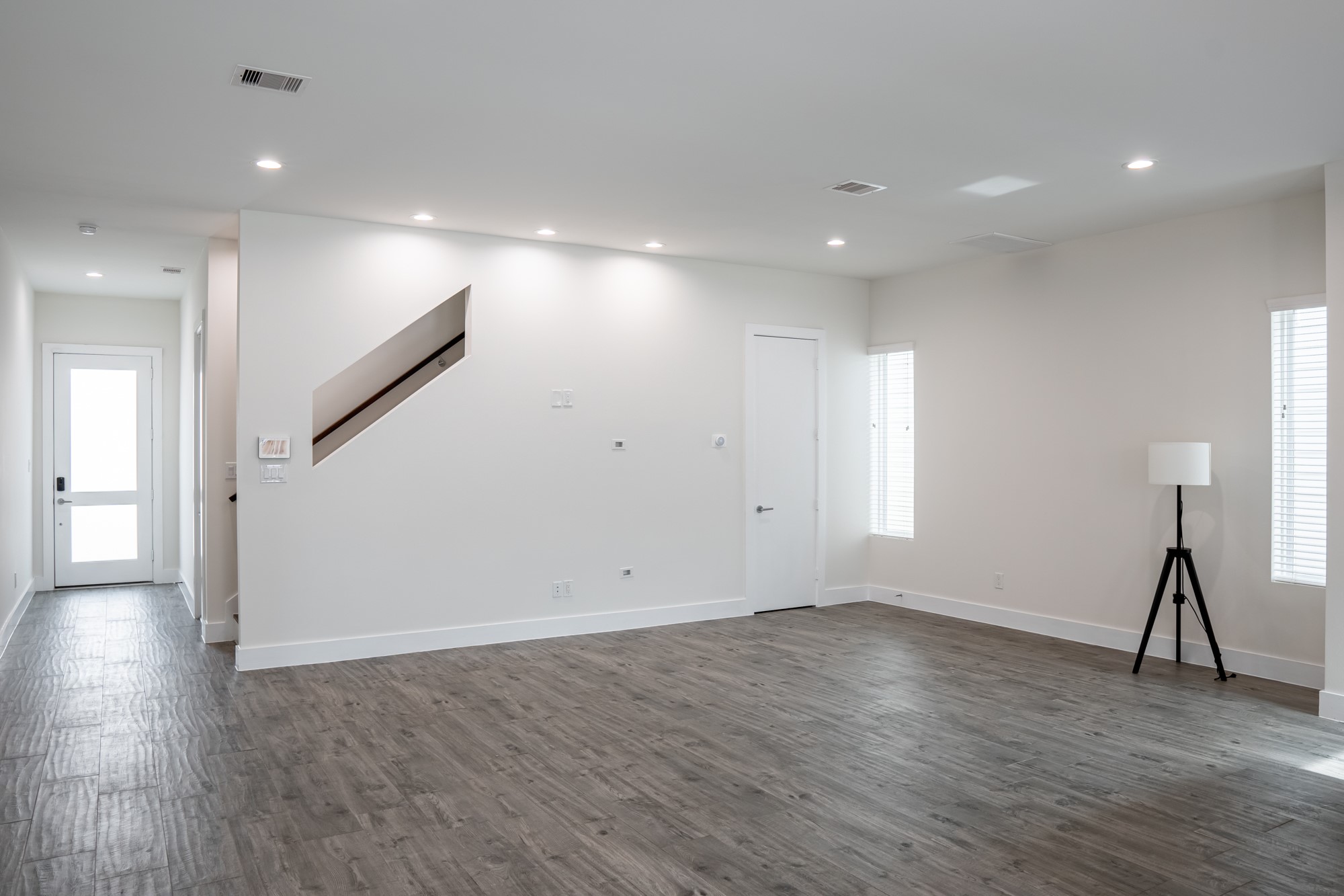 5416 Robusto Place Houston, TX 77091 - Photo 7 of 21 High ceilings along with a spacious living room area