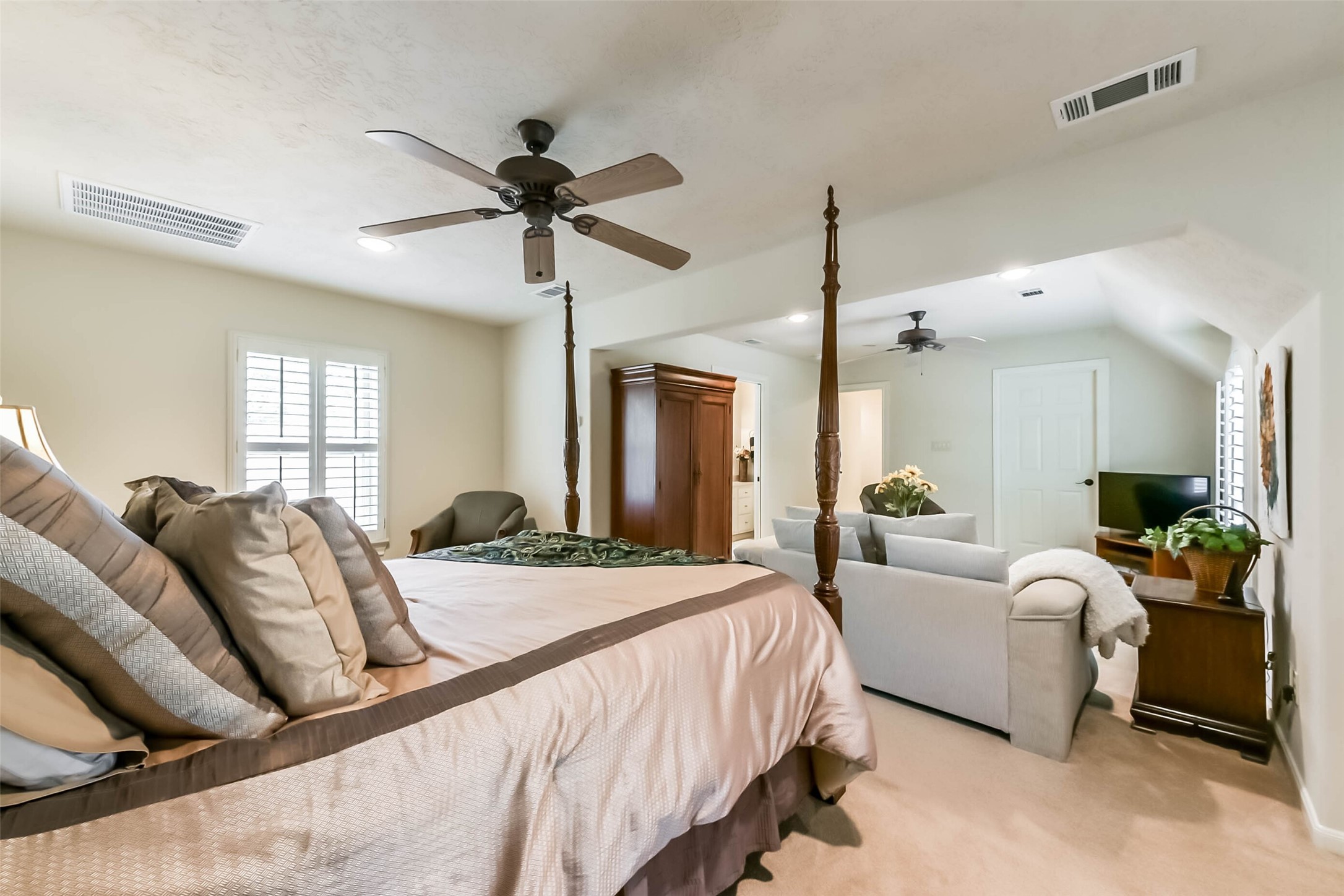 25295 Bull Ridge Drive Porter, TX 77365 - Photo 35 of 50 this suite offers a large walk in closet and dedicated AC Unit