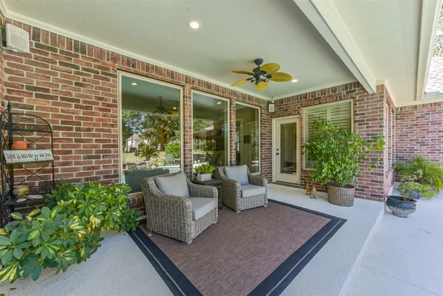 $795,000 | 25295 Bull Ridge Drive, Porter, TX 77365