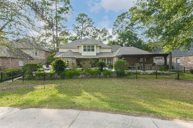 $795,000 | 25295 Bull Ridge Drive, Porter, TX 77365