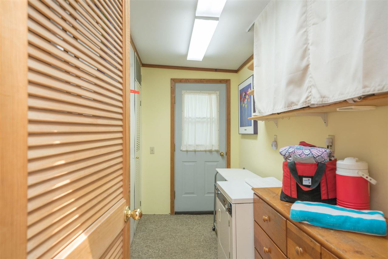 7238 Deepwater Point Road Williamsburg, MI 49690 - Photo 24 of 36 1890563-23.JPG
