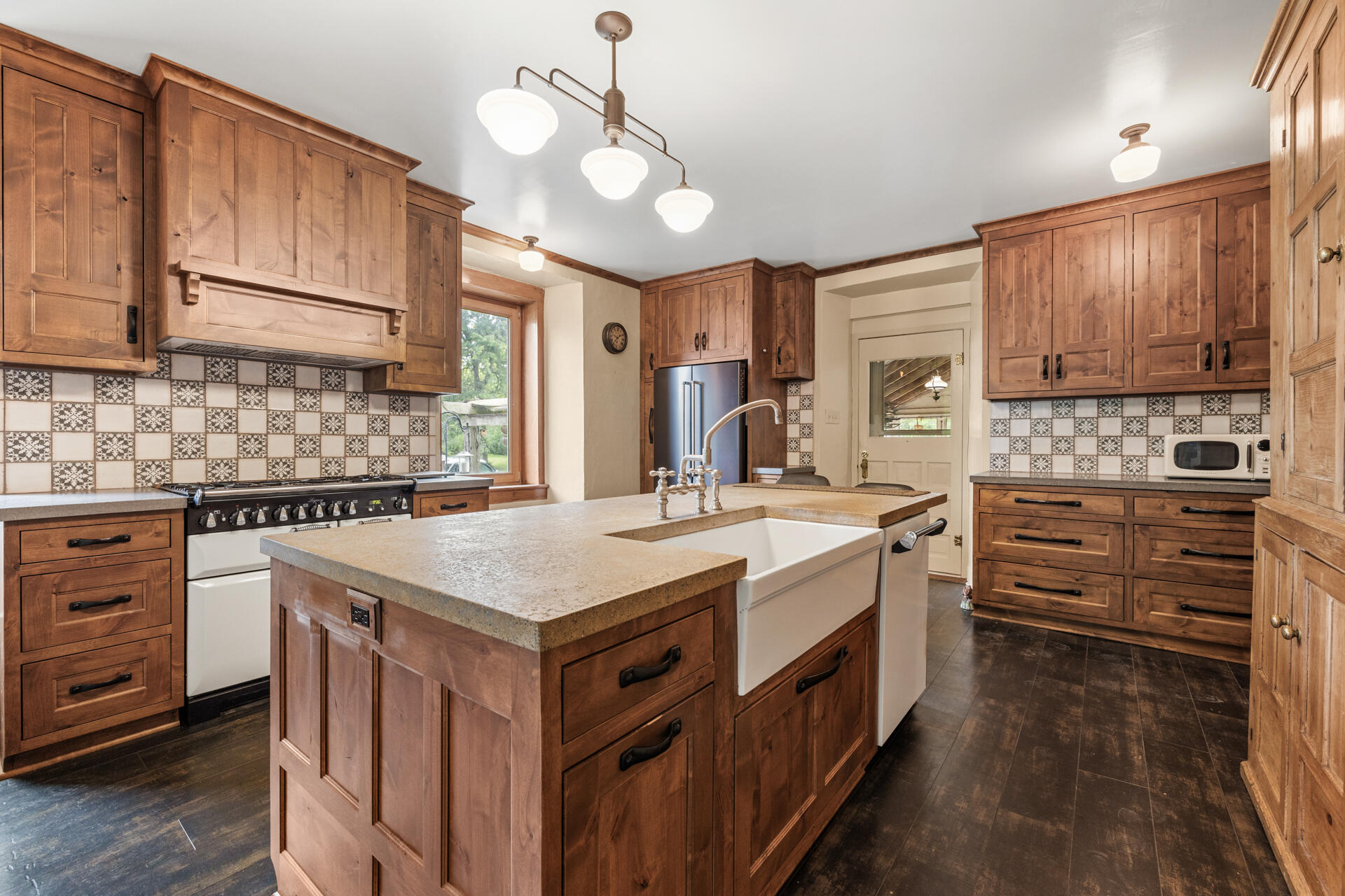 5134 Highway 175 Addison, WI 53027 - Photo 5 of 37 Kitchen