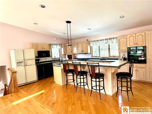 $332,500 | 2439 Oakwood Trail, Allegany, NY 14706