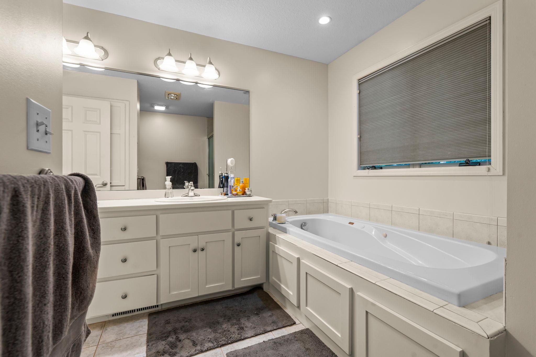 5900 Vernon Avenue South Edina, MN 55436 - Photo 33 of 58