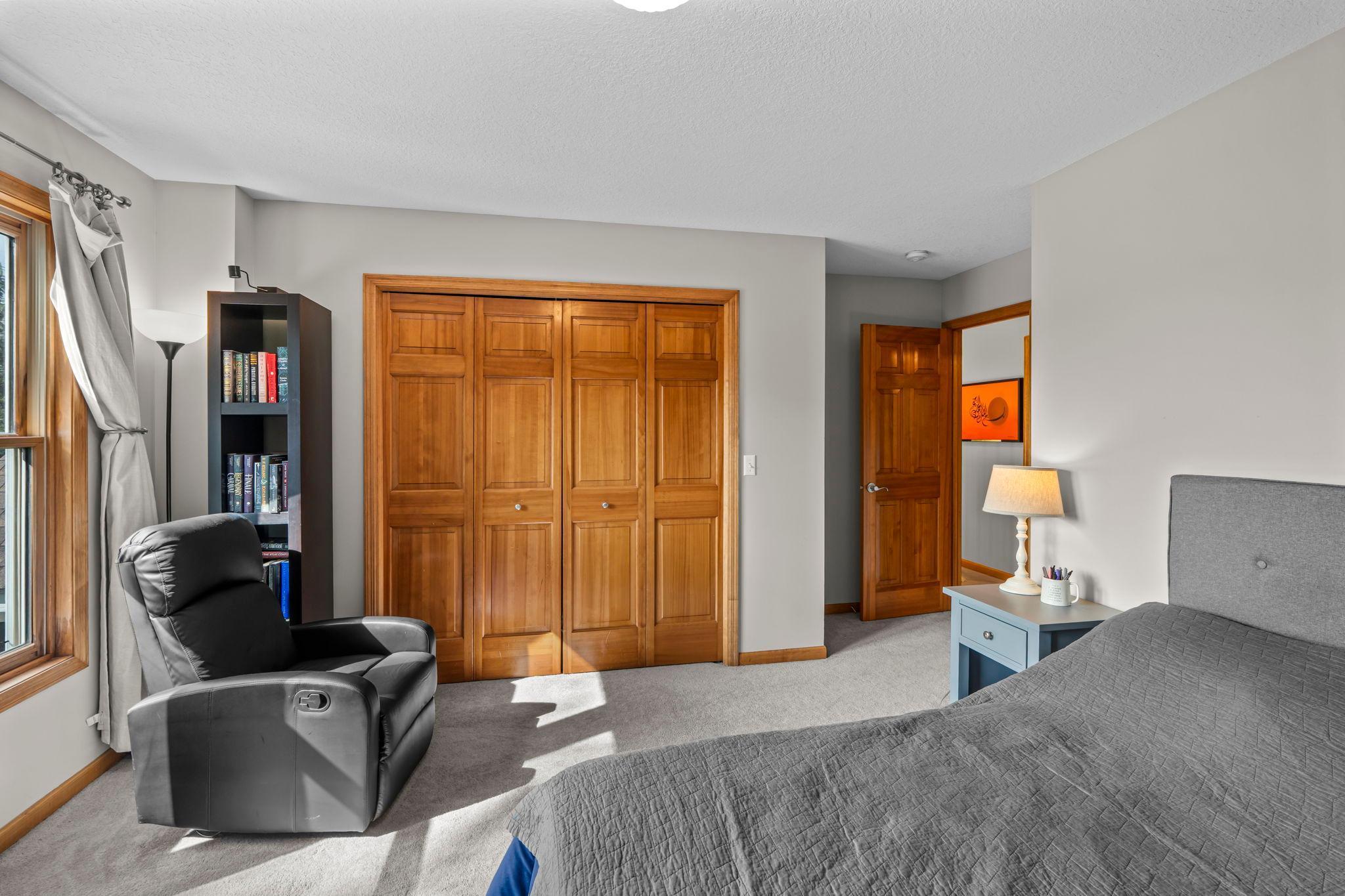 5900 Vernon Avenue South Edina, MN 55436 - Photo 38 of 58