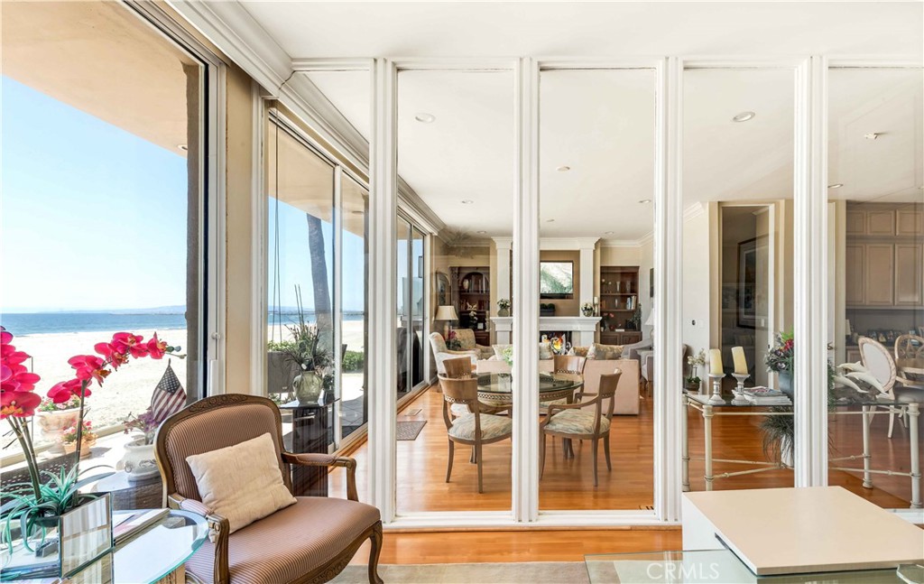 67 Surfside Avenue Surfside, CA 92649 - Photo 29 of 61 Office view