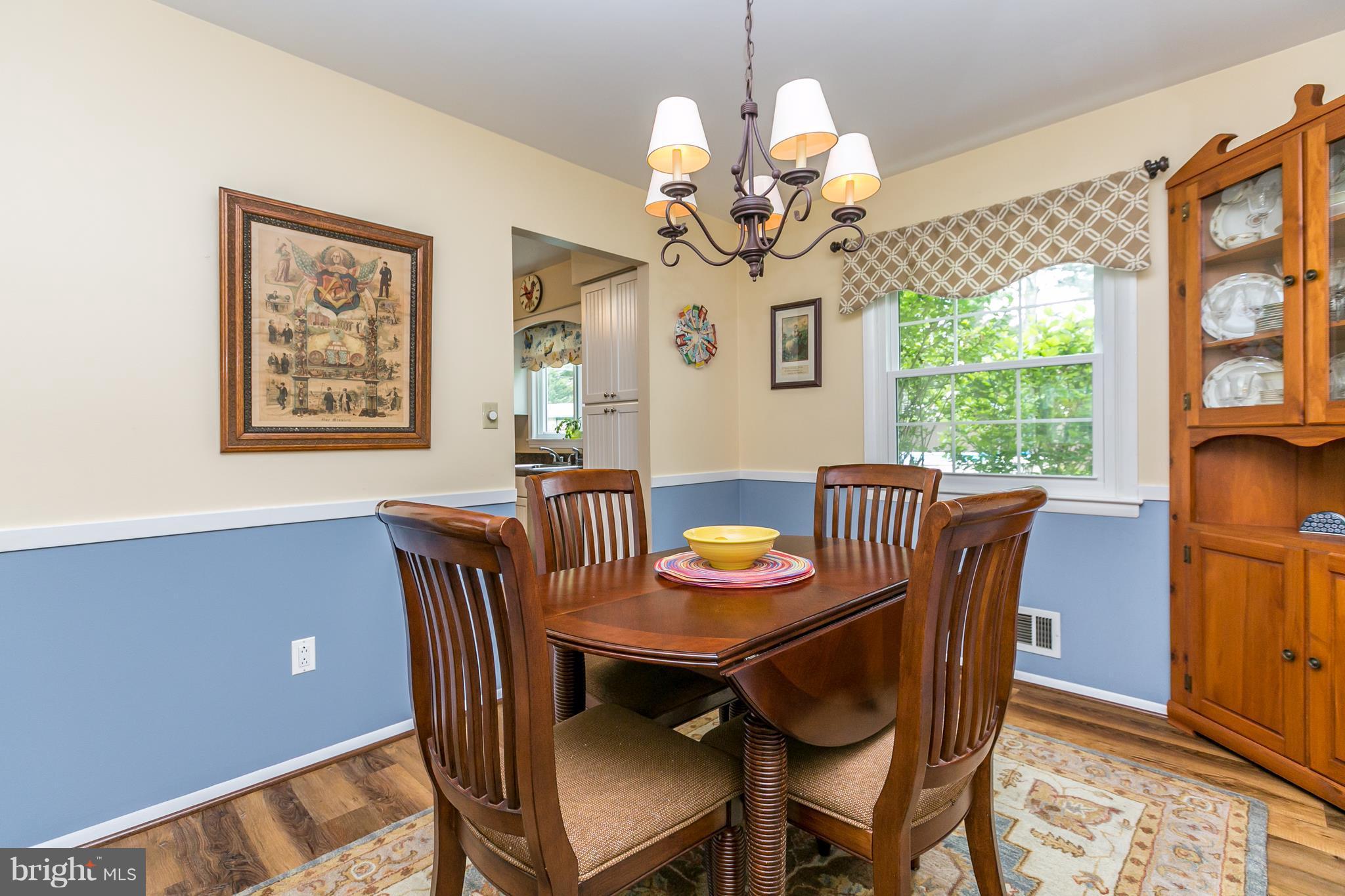 112 Walgrove Road Reisterstown, MD 21136 - Photo 5 of 30 Dining Room