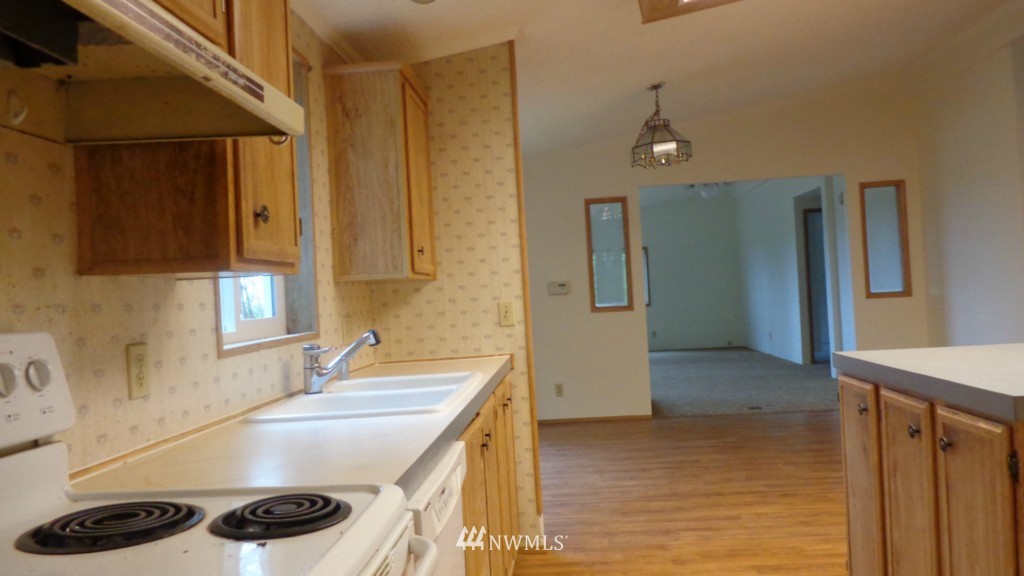 16184 Colony Road Bow, WA 98232 - Photo 12 of 18 Gallery Image 12