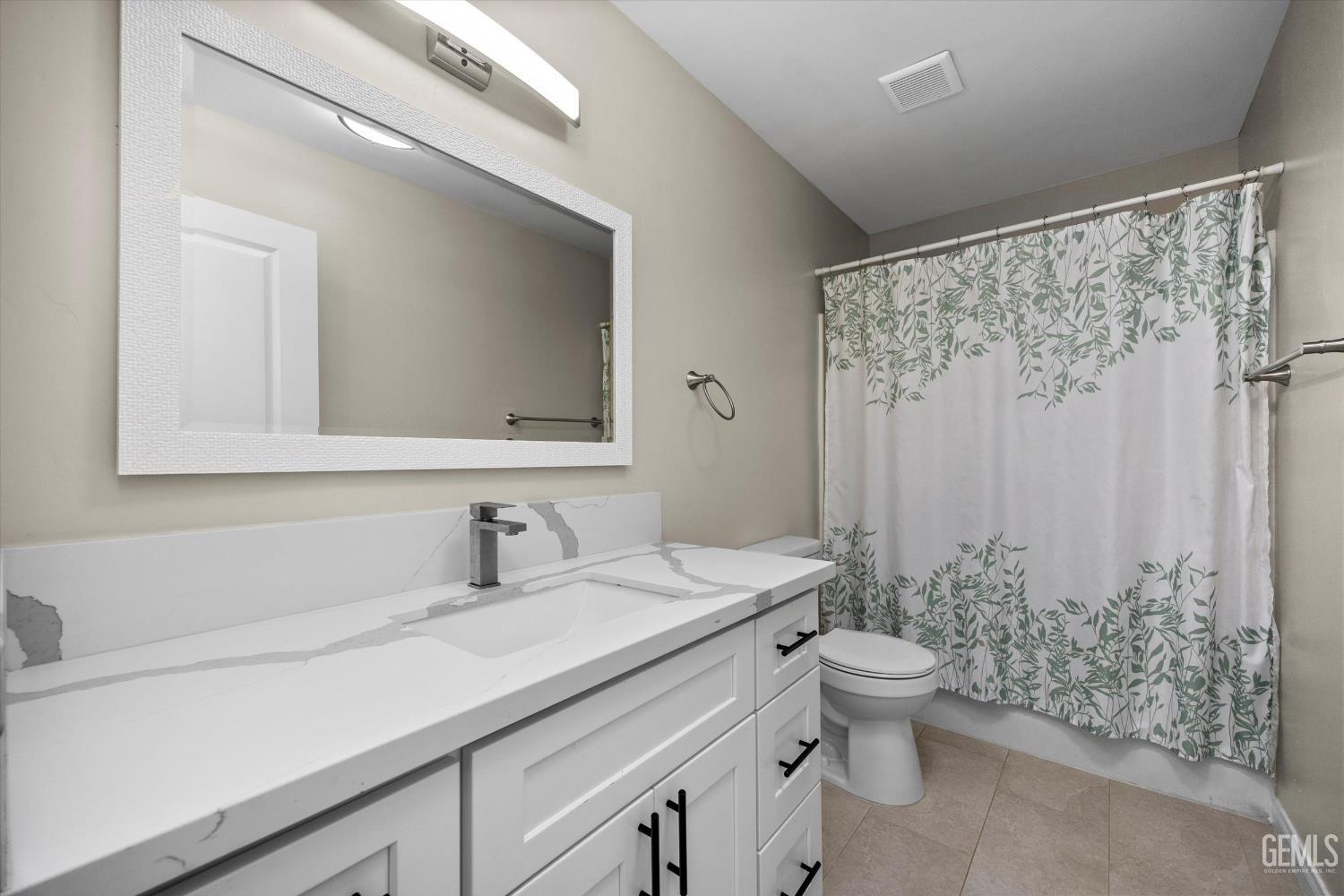 Undisclosed Address Bakersfield, CA 93307 - Photo 16 of 21