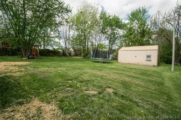 $179,900 | 117 Cherry Street, Henryville, IN 47126