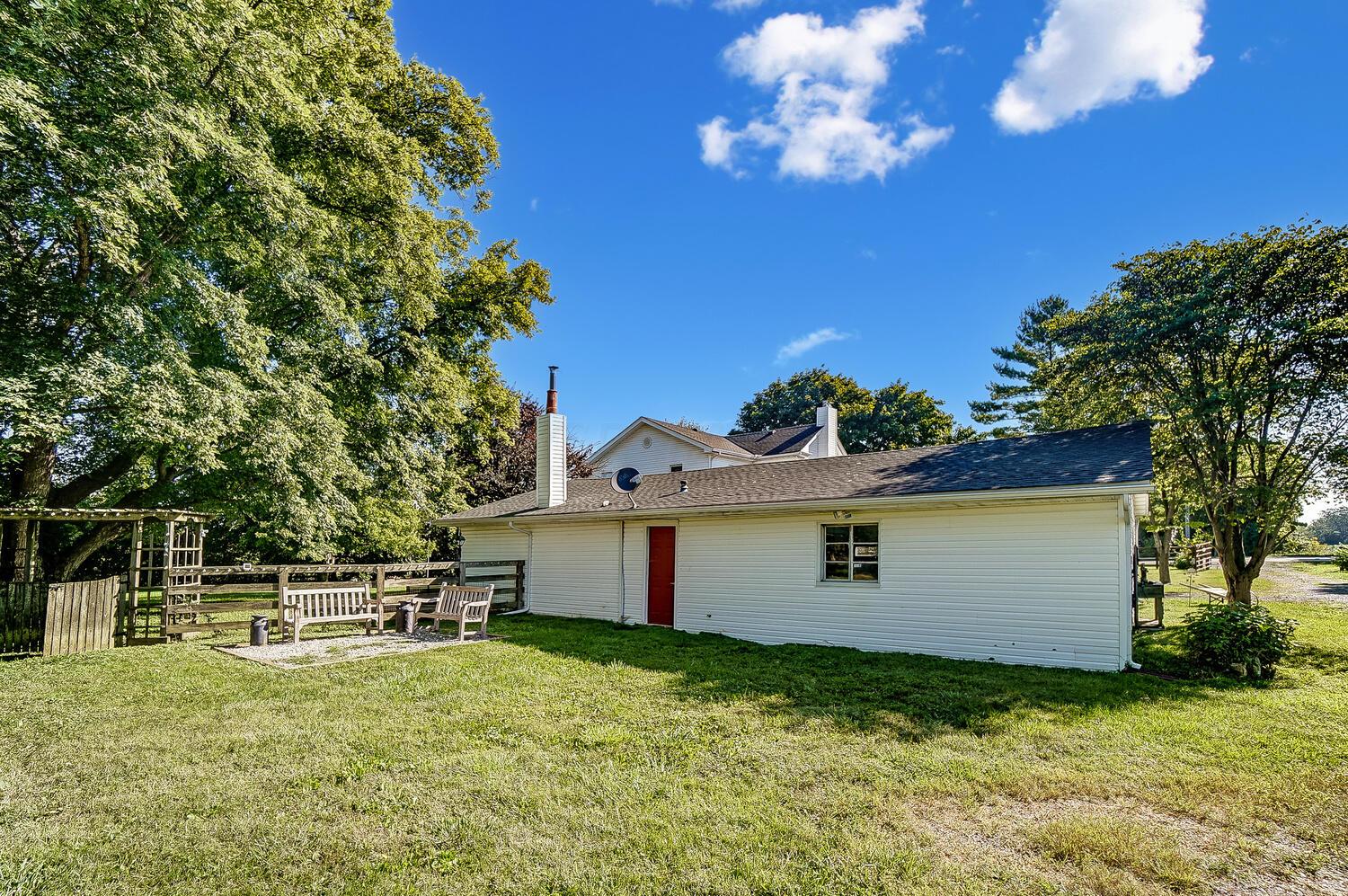 16540 State Rte 207 Mount Sterling, OH 43143 - Photo 23 of 63 50042179-048_web