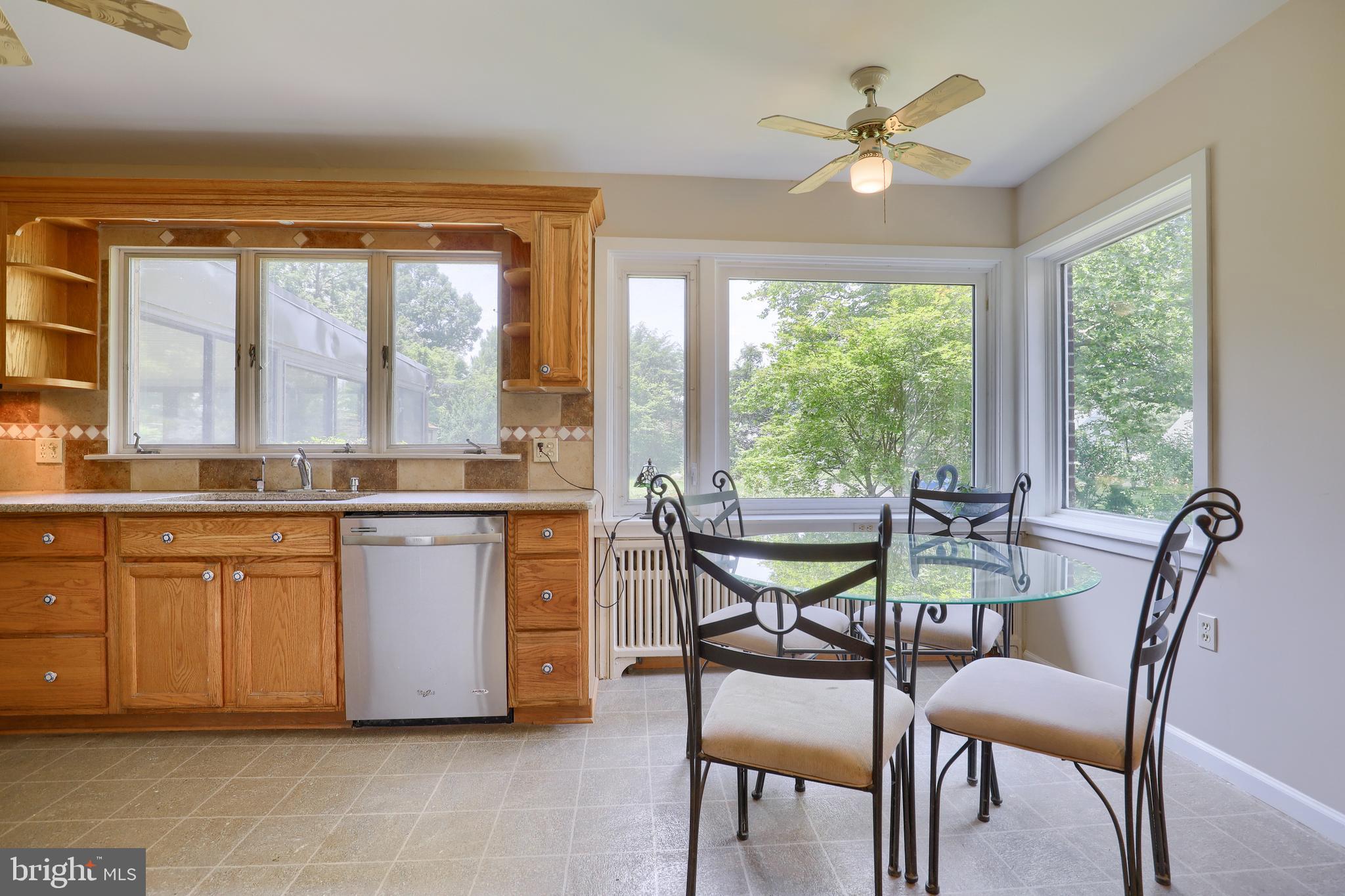 1944 Harclay Place Lancaster, PA 17601 - Photo 15 of 54