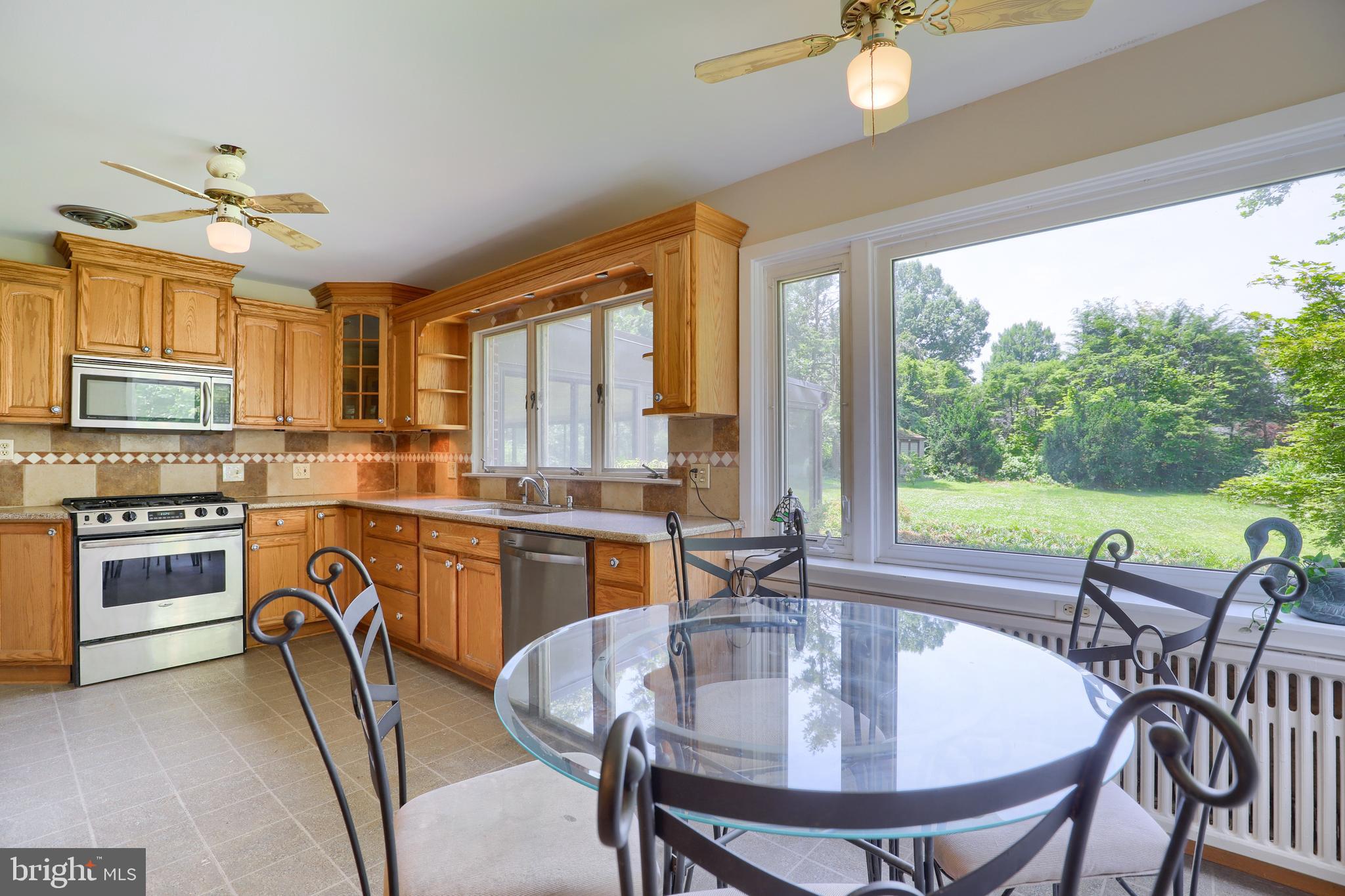 1944 Harclay Place Lancaster, PA 17601 - Photo 22 of 54