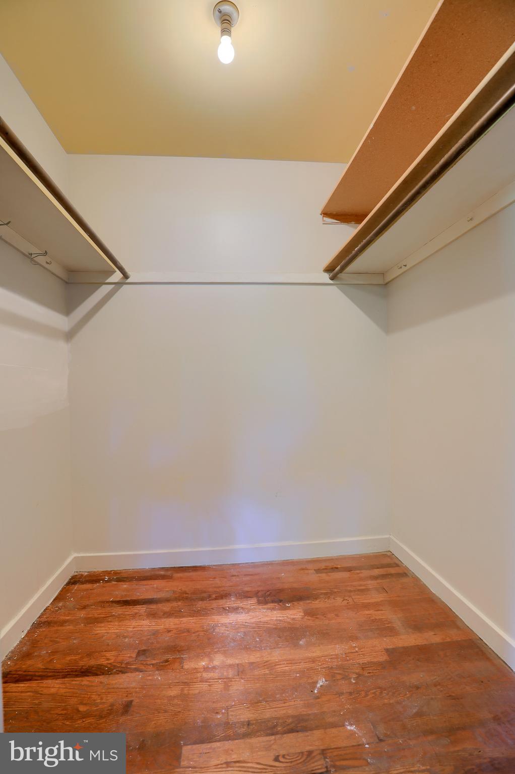 1944 Harclay Place Lancaster, PA 17601 - Photo 30 of 54 Master closet