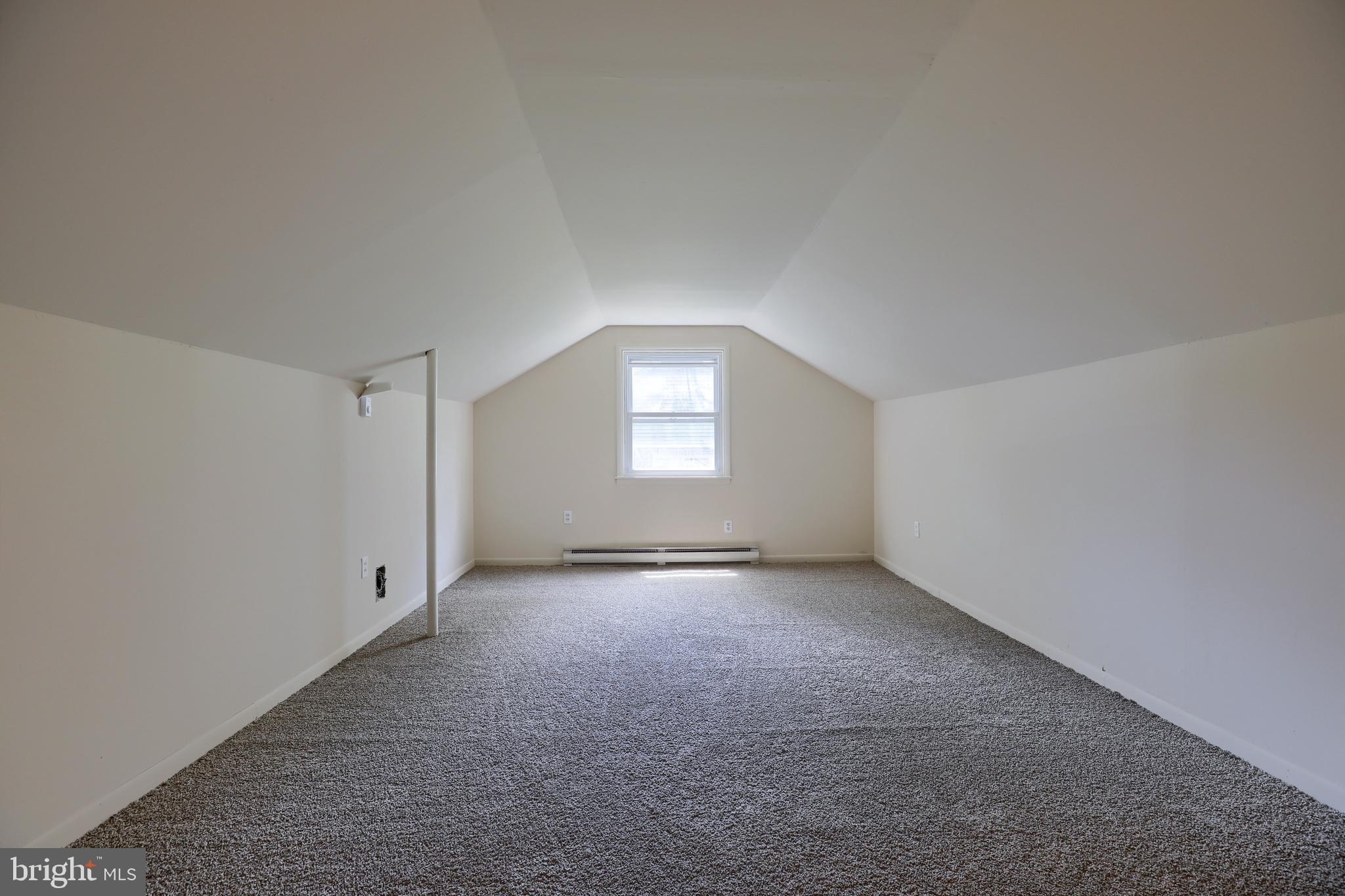 1944 Harclay Place Lancaster, PA 17601 - Photo 40 of 54 2nd floor bedroom