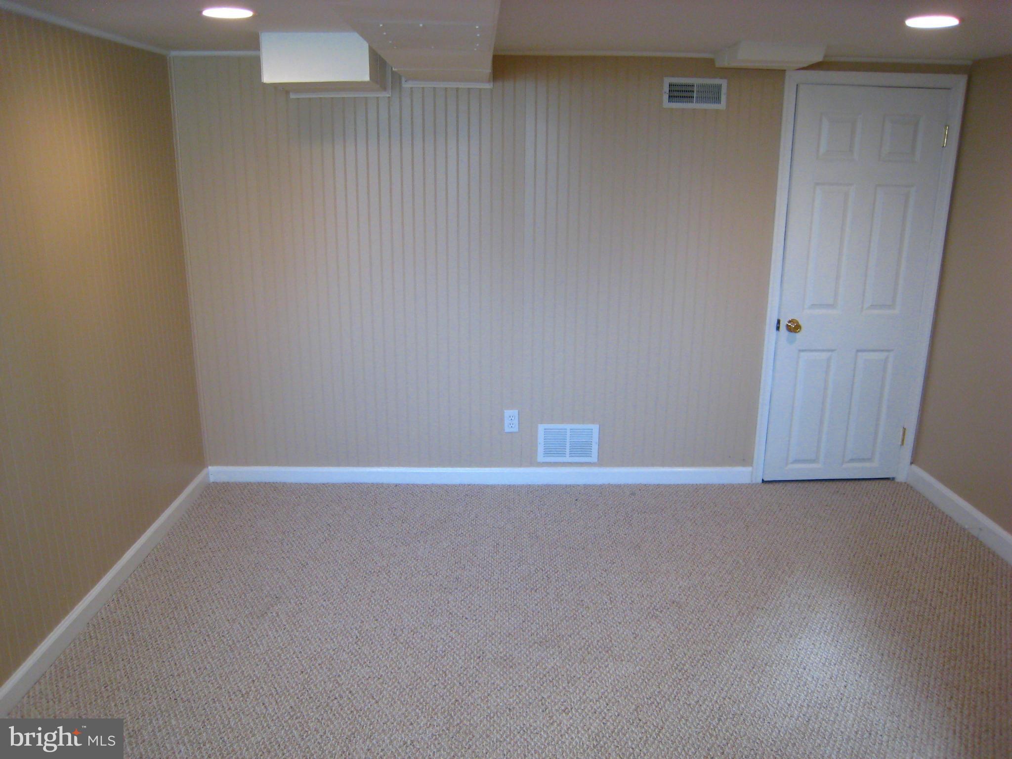 119 Riverthorn Road Middle River, MD 21220 - Photo 8 of 17 Family Room