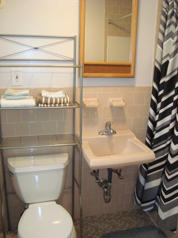 D1 Colonial Drive, Unit 4 Andover, MA 01810 - Photo 14 of 20