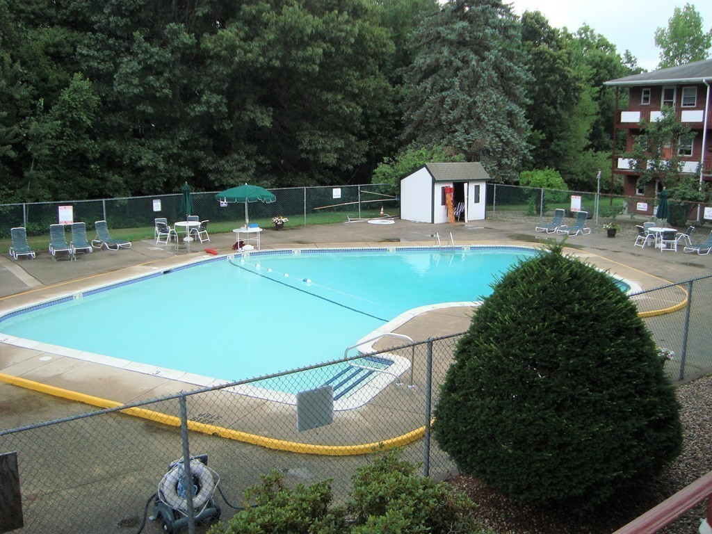 D1 Colonial Drive, Unit 4 Andover, MA 01810 - Photo 18 of 20
