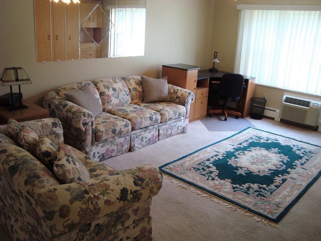 D1 Colonial Drive, Unit 4 Andover, MA 01810 - Photo 4 of 20
