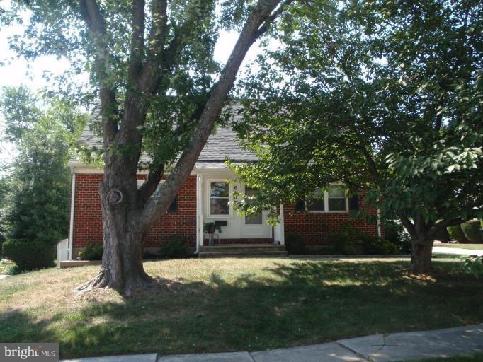 6107 Moorefield Road Catonsville, MD 21228 - Photo 1 of 19 Exterior (Main)
