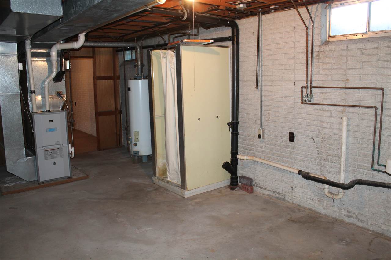110 North Riggs Street Lone Tree, IA 52755 - Photo 19 of 24 Gallery Image 19