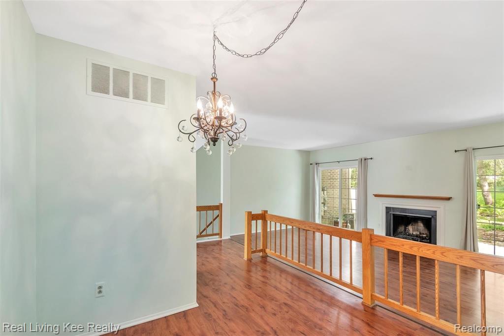 1594 Ravine Lane Rochester Hills, MI 48306 - Photo 14 of 32