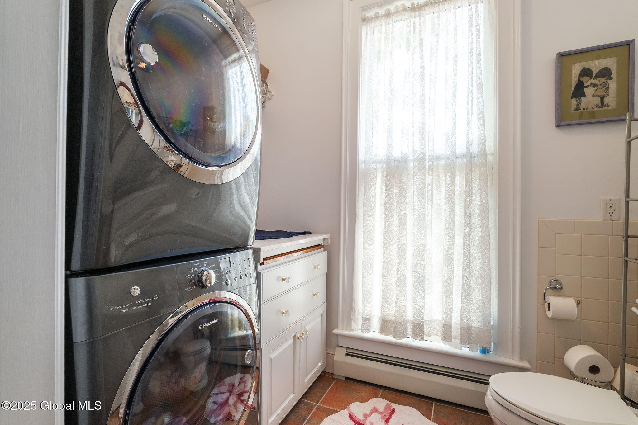 2 Madison Avenue Saratoga Springs, NY 12866 - Photo 19 of 56 22-2MadisonAve_22