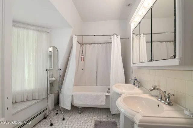 $1,400,000 | 2 Madison Avenue, Saratoga Springs, NY 12866