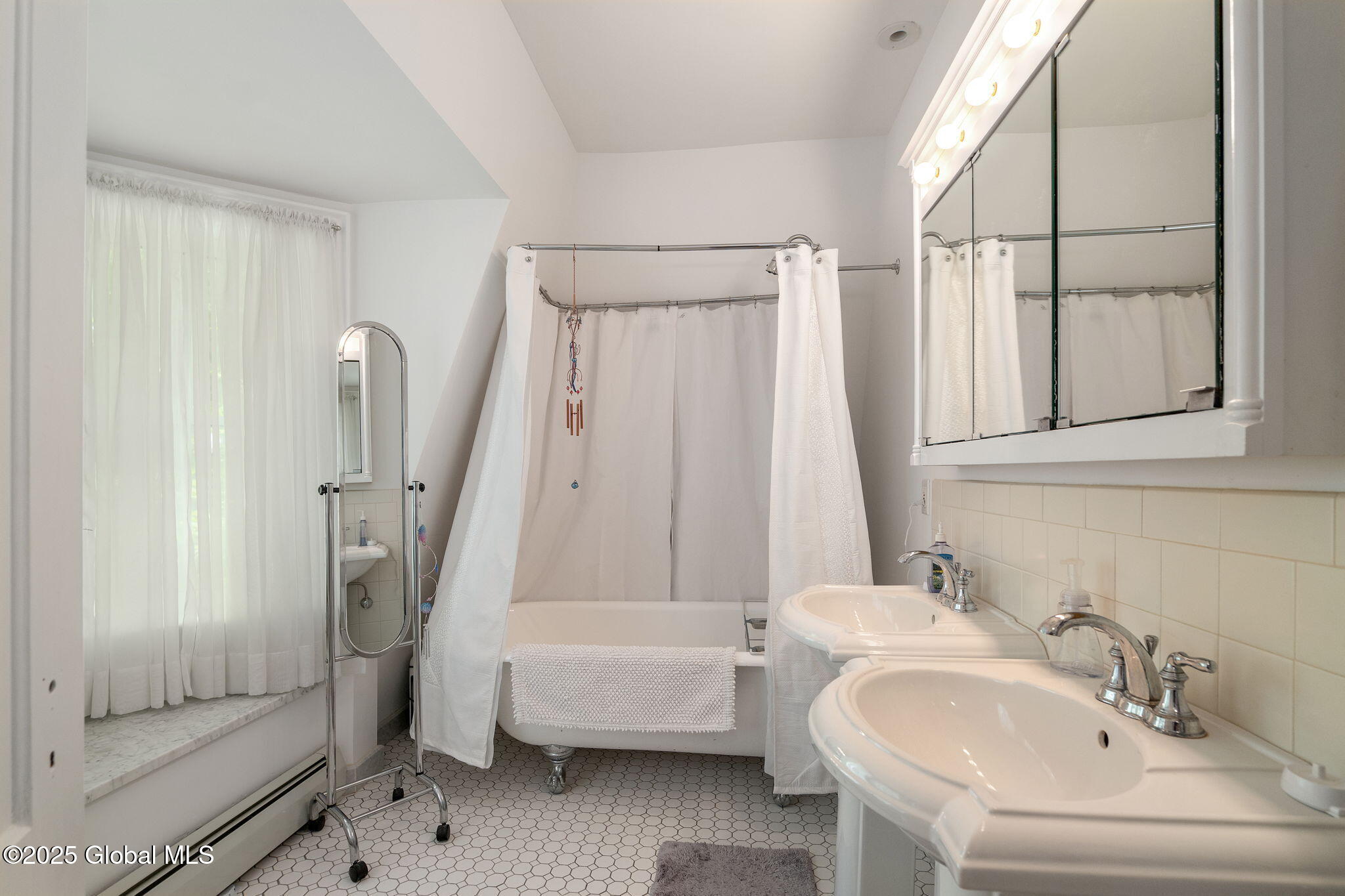 2 Madison Avenue Saratoga Springs, NY 12866 - Photo 26 of 56 31-2MadisonAve_31