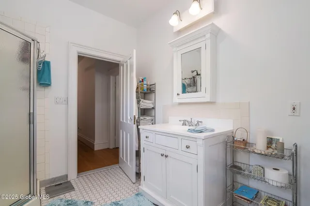 $1,400,000 | 2 Madison Avenue, Saratoga Springs, NY 12866