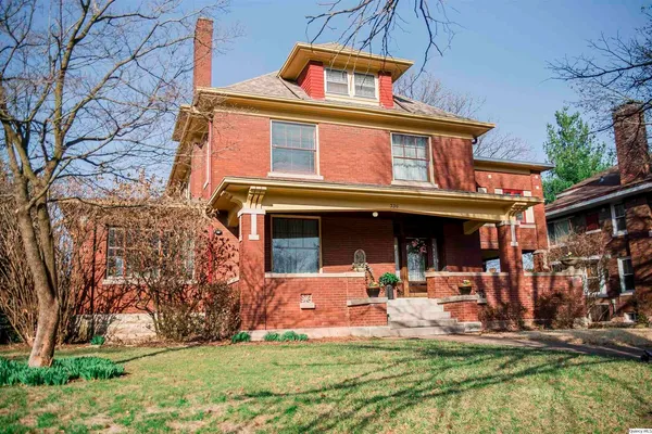 $330,000 | 336 South 24th Street, Quincy, IL 62301