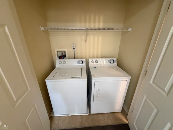 $2,500 | 2516 North College Avenue, Indianapolis, IN 46205