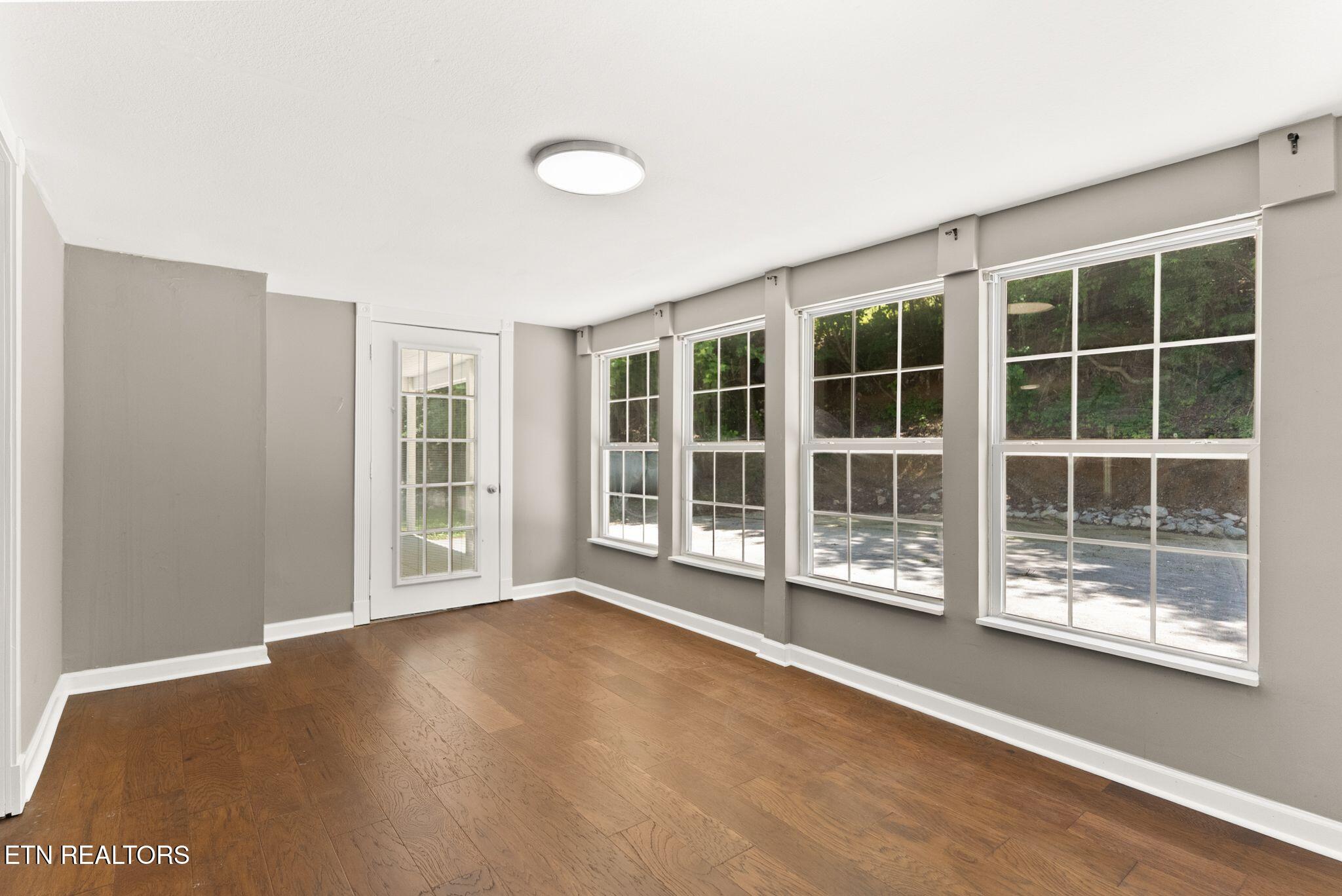 168 Church Road La Follette, TN 37766 - Photo 17 of 54 Sunroom