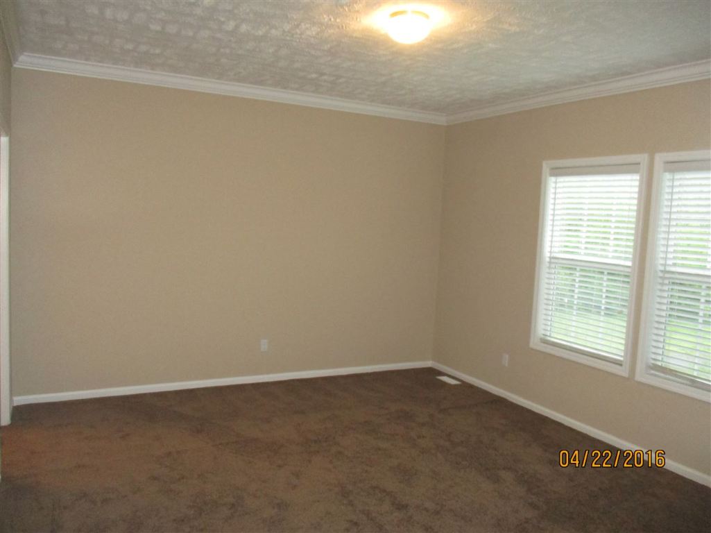 205 State Rd S-39-43 Liberty, SC 29657 - Photo 9 of 22