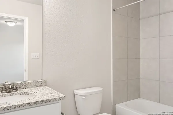 $1,350 | 7934 Dial Ike Drive, Unit 201, San Antonio, TX 78218