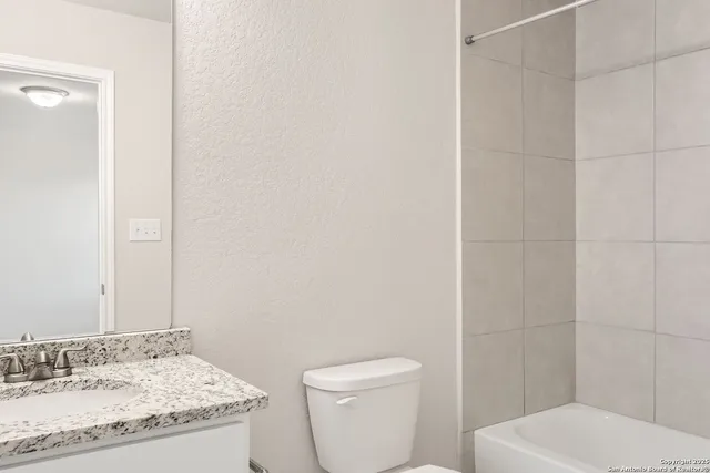 $1,475 | 7934 Dial Ike Drive, Unit 201, San Antonio, TX 78218