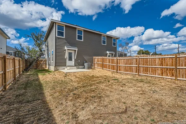 $1,350 | 7934 Dial Ike Drive, Unit 201, San Antonio, TX 78218