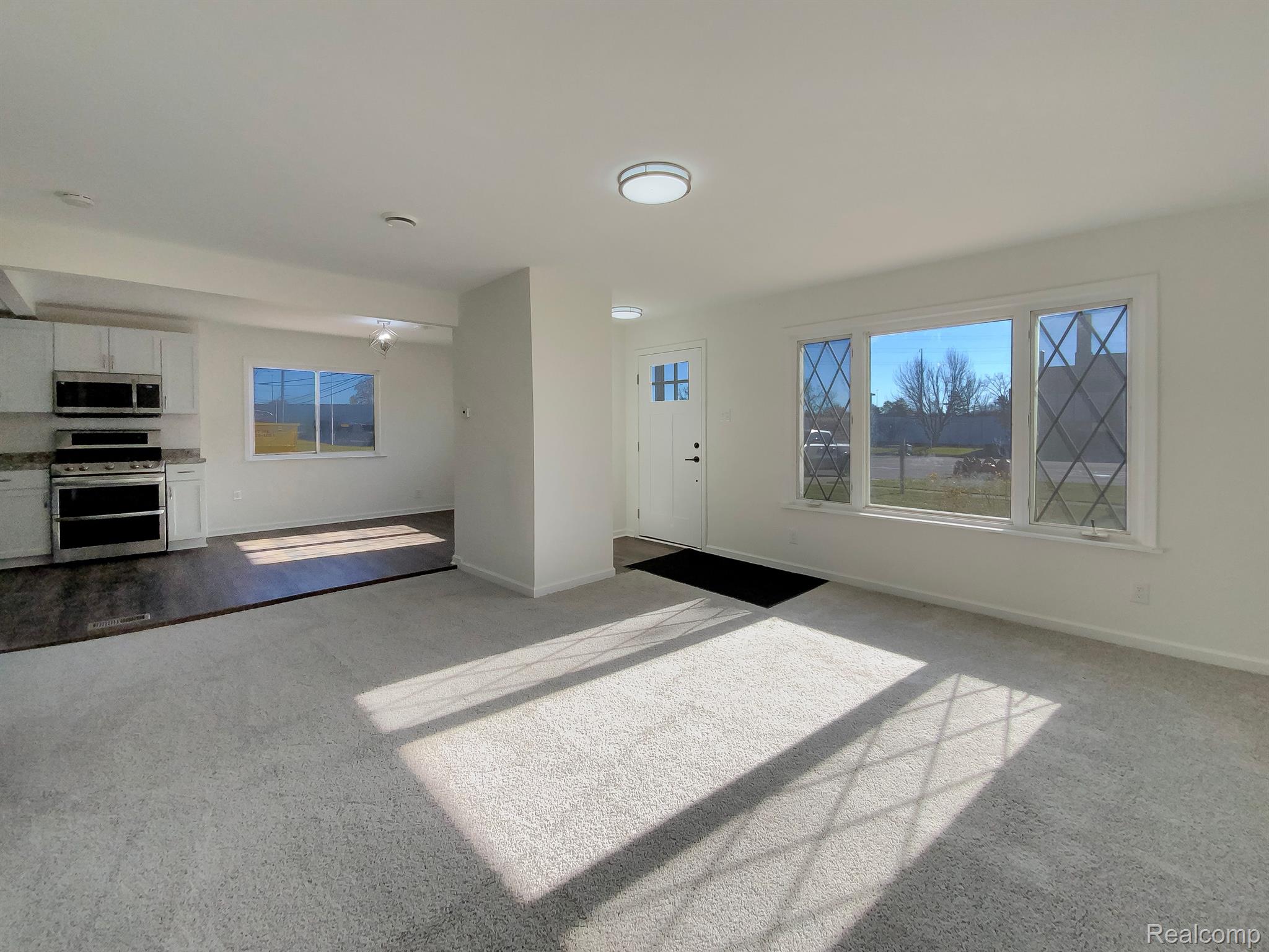 15646 Goddard Road Allen Park, MI 48101 - Photo 10 of 25 Gallery Image 10