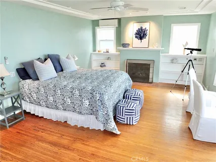 $2,875,000 | 6421 East Seaside Walk, Long Beach, CA 90803