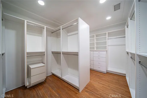 $2,875,000 | 6421 East Seaside Walk, Long Beach, CA 90803