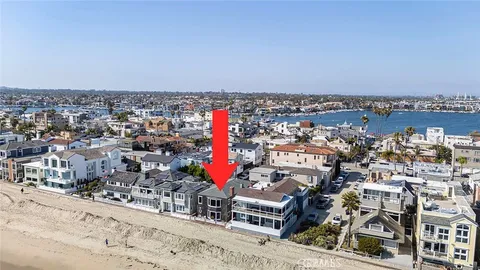 $2,875,000 | 6421 East Seaside Walk, Long Beach, CA 90803