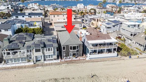 $2,875,000 | 6421 East Seaside Walk, Long Beach, CA 90803