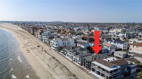 $2,875,000 | 6421 East Seaside Walk, Long Beach, CA 90803