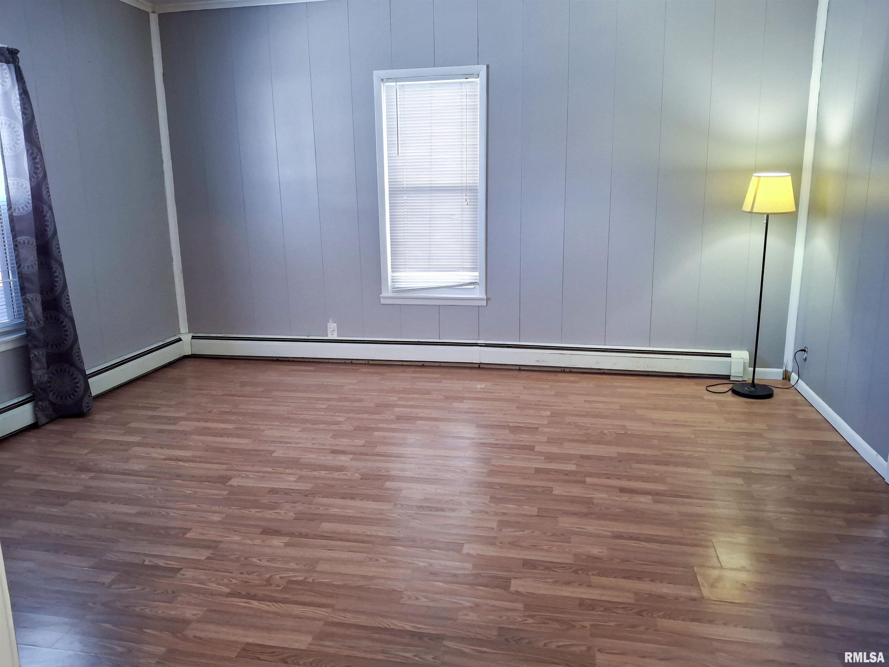601 Grand Avenue St. David, IL 61563 - Photo 5 of 21
