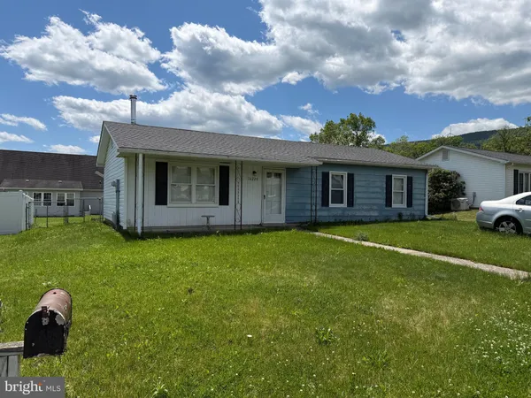 $90,000 | 14220 Oak View Drive Southwest, Cresaptown, MD 21502