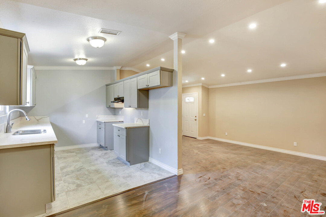 6055 Sheppard Street Riverside, CA 92504 - Photo 7 of 14